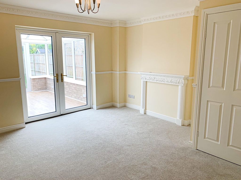 Additional image 3 of 2 bed terraced house to rentHeron Close, Scunthorpe DN15