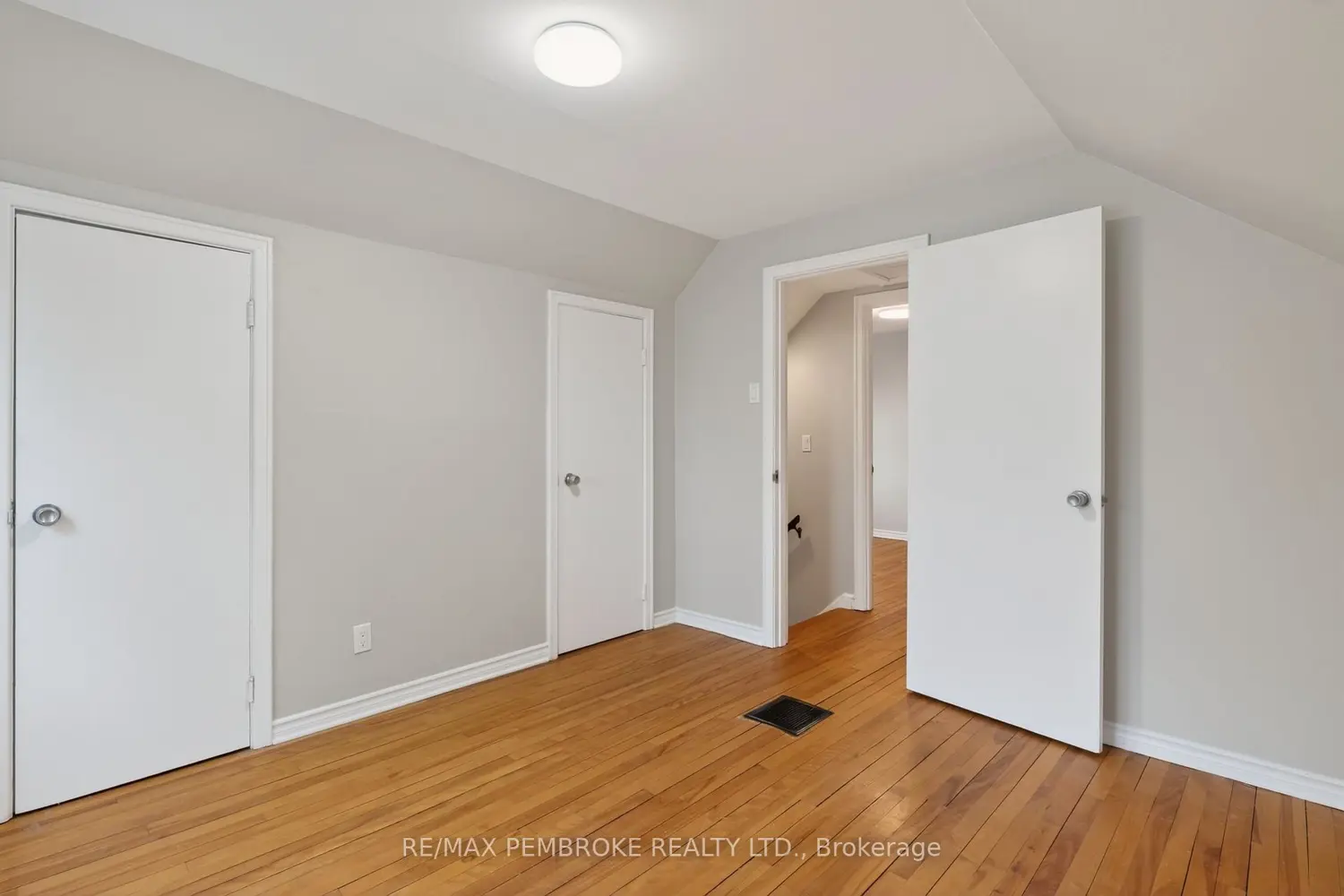 Additional image 9 of 59 Rutherford Avenue