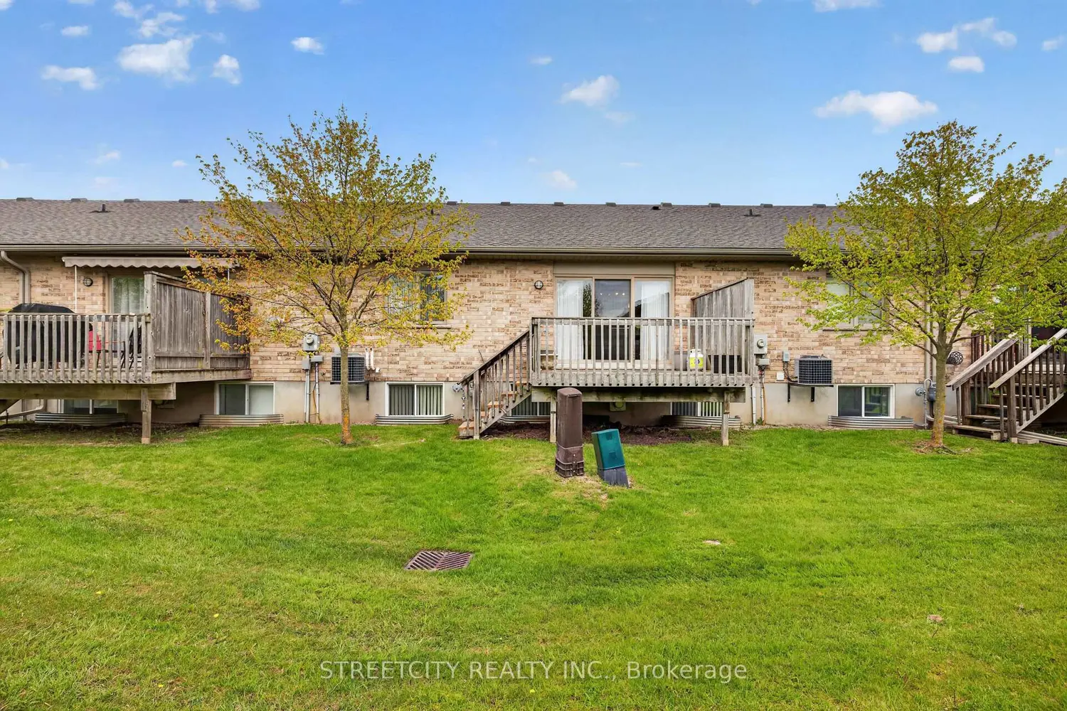 Additional image 15 of 2100 Denview Avenue 21