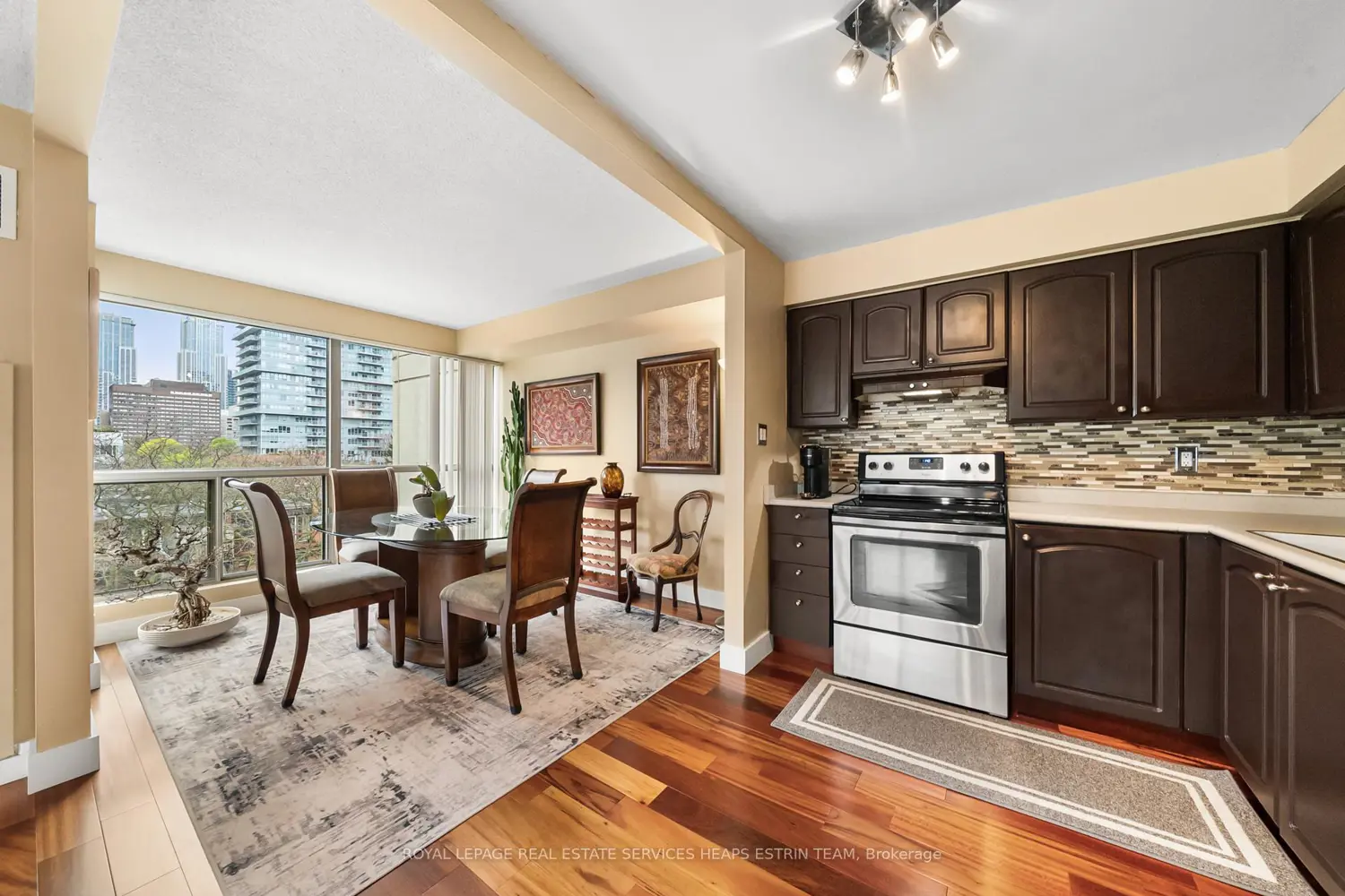 298 Jarvis Street 507 photo 5