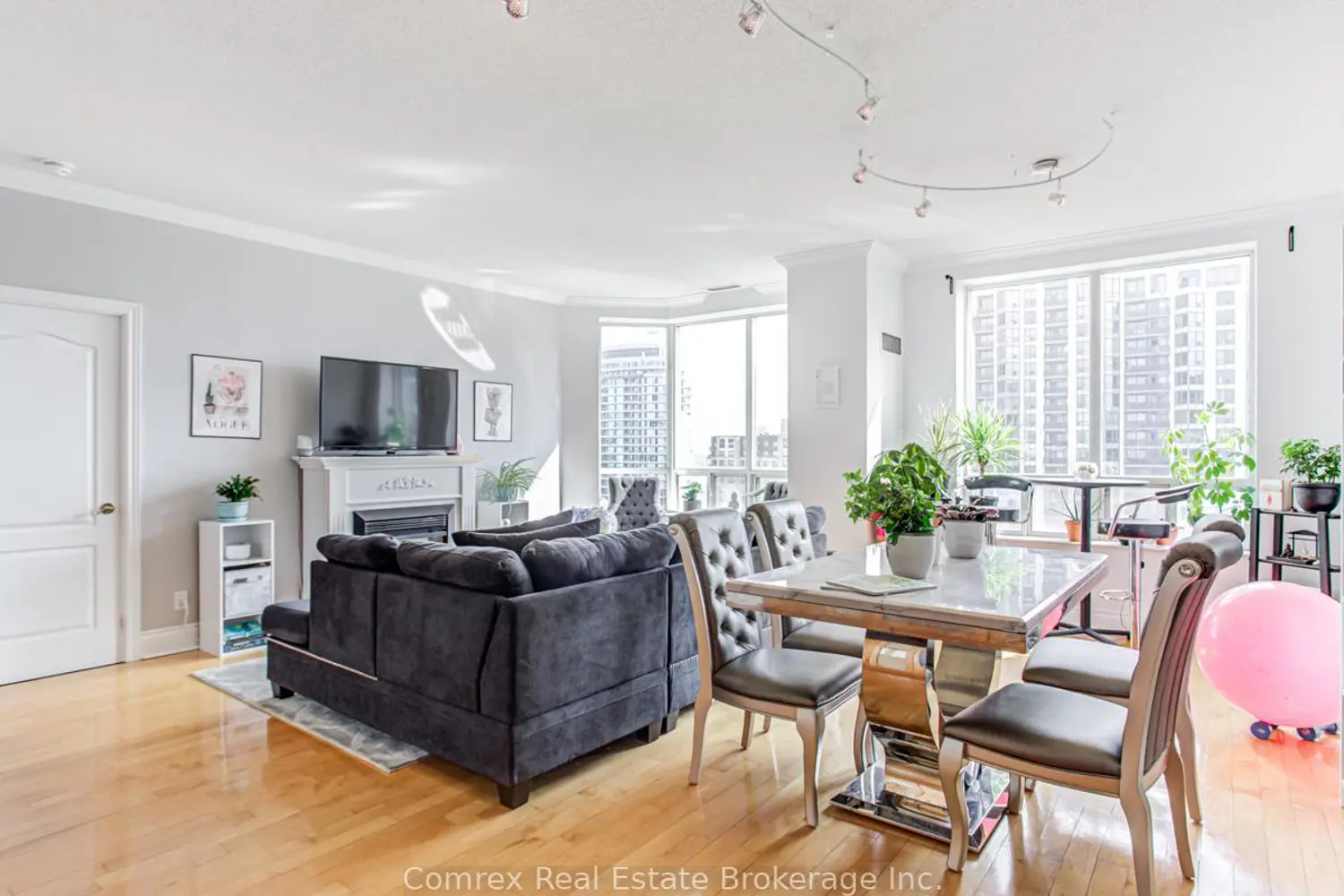 5418 Yonge Street Ph16 photo 5