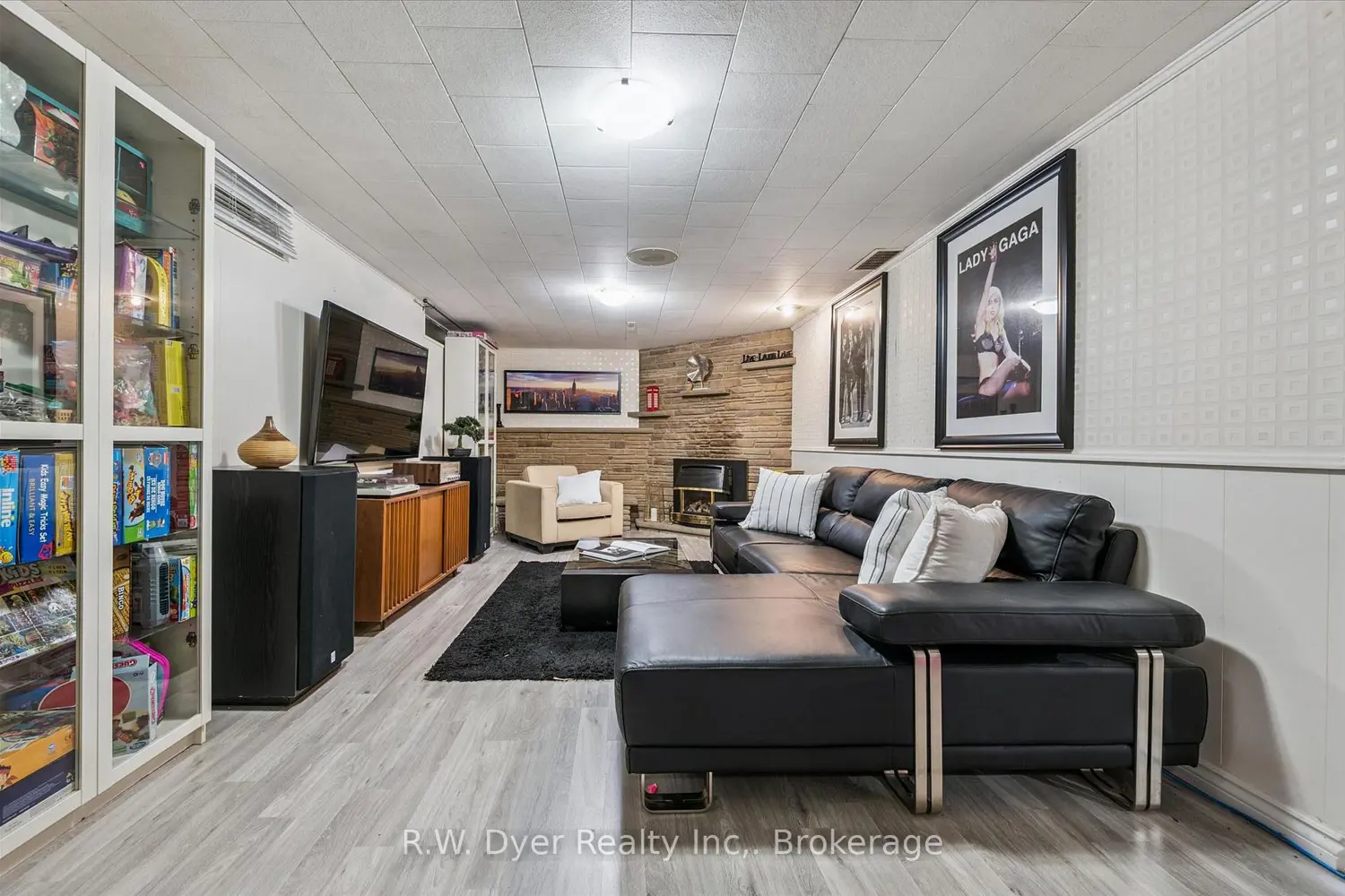 Additional image 11 of 1183 Homuth Avenue