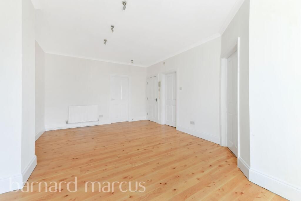 Additional image 2 of 1 bed flat to rentSt. James's Road, Croydon CR0