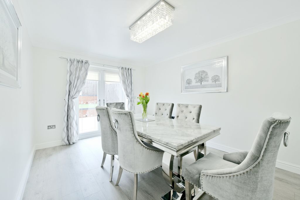 Additional image 12 of 7 bed detached house for saleClos Trehelyg, Ebbw Vale NP23