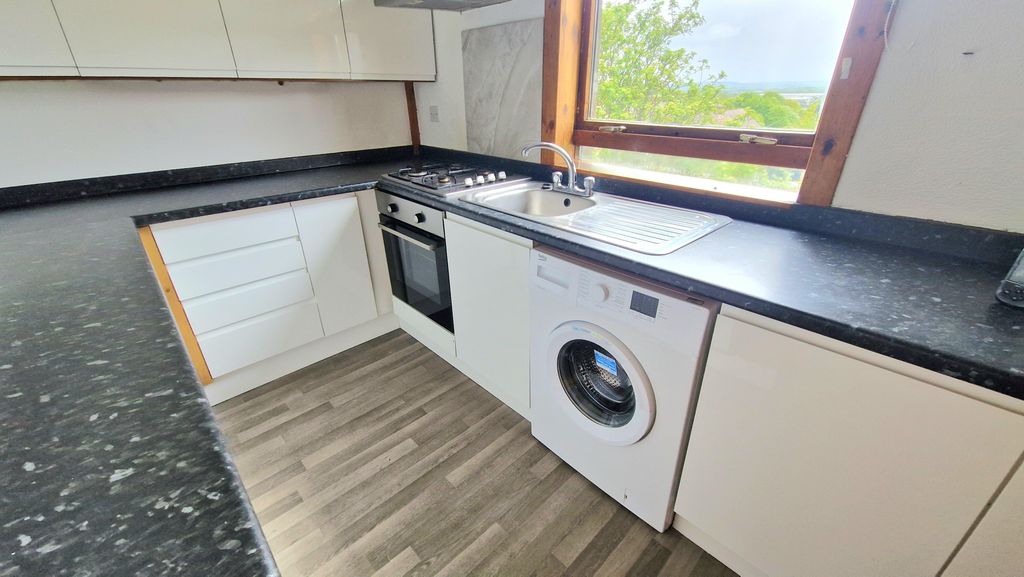 Additional image 3 of 2 bed flat to rentMarchwood Avenue, Bathgate EH48