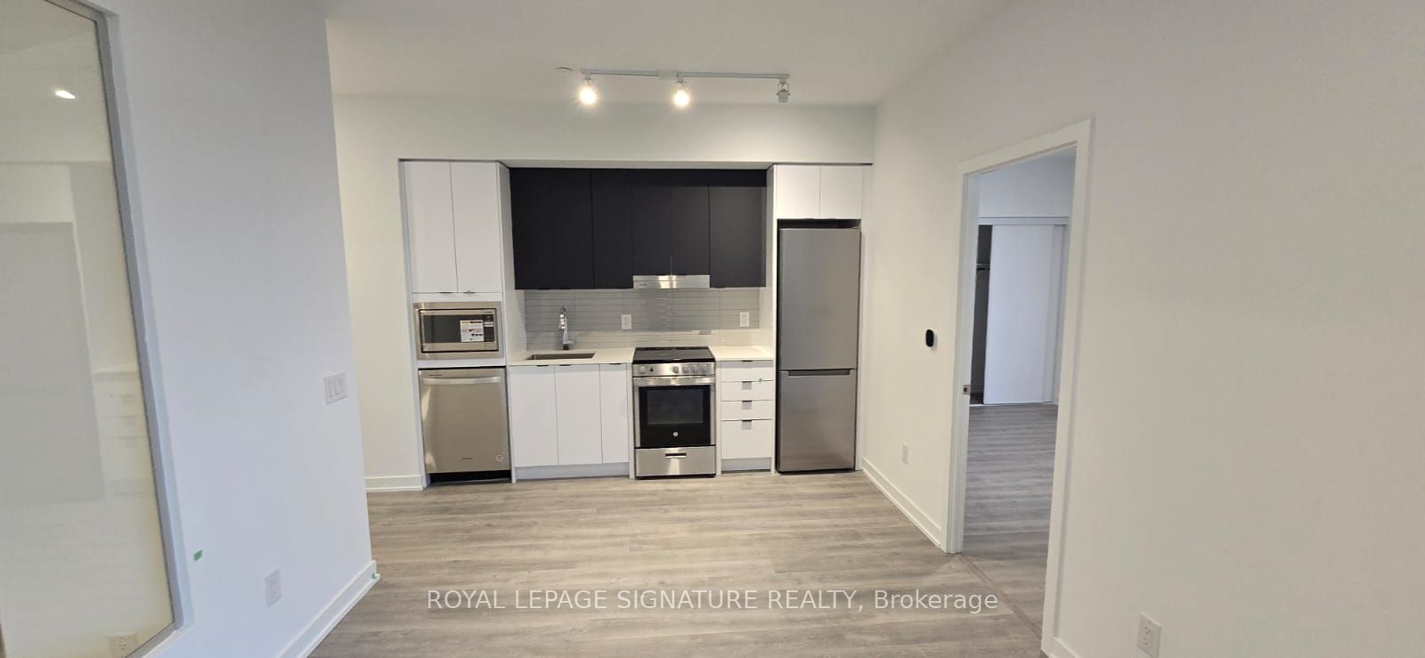 Additional image 5 of 603-5105 Hurontario Street, Mississauga, ON, L4Z 3X7