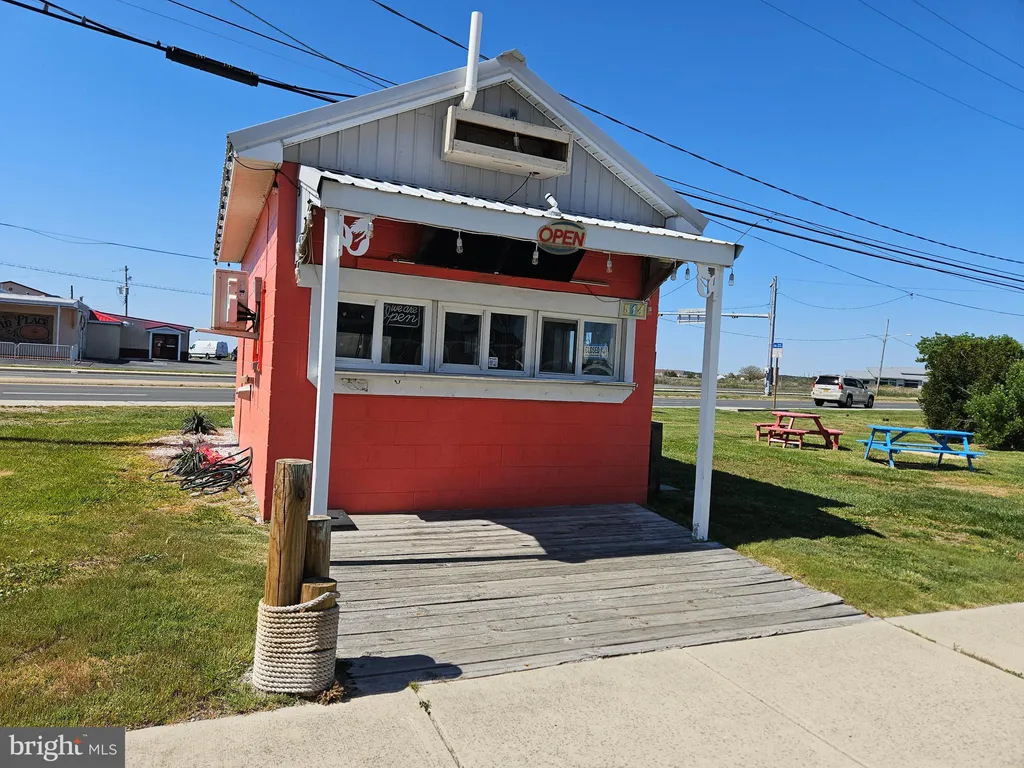 Additional image 2 of 514 W Main Street, Crisfield, MD 21817