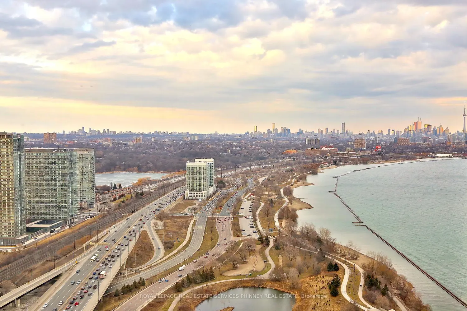 Additional image 18 of 2045 Lake Shore Boulevard 4107