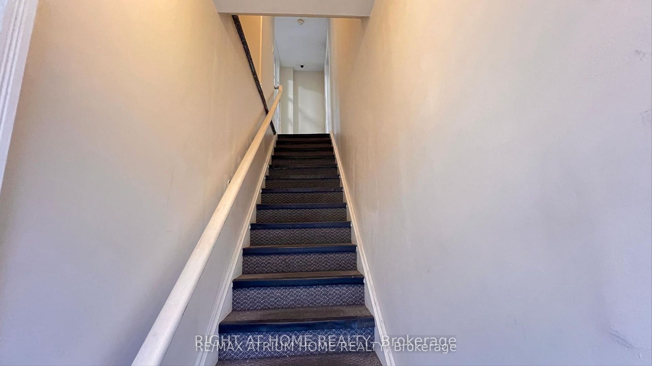 Additional image 2 of 2nd B-6024 Yonge Street, Toronto, ON, M2M 3W5