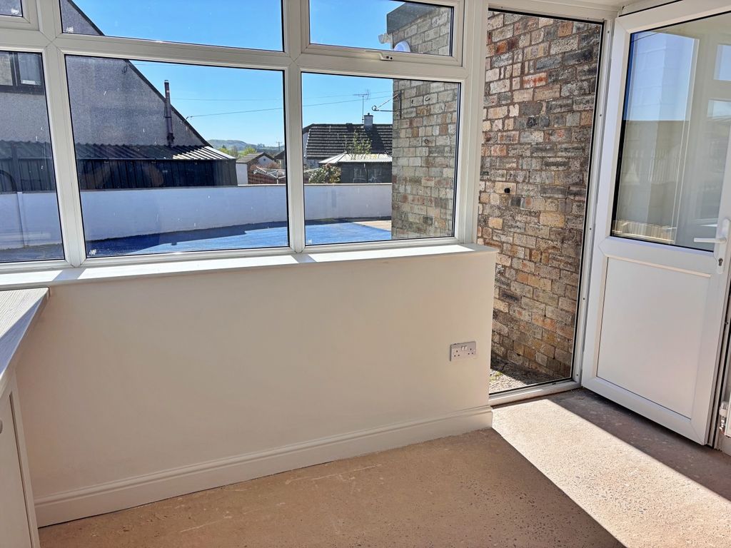 Additional image 4 of 3 bed flat for saleQueen Street, Castle Douglas DG7