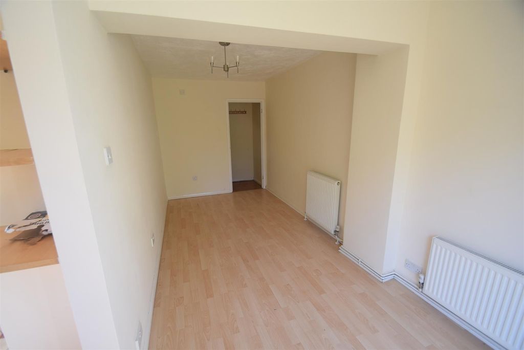 Additional image 3 of 4 bed semi-detached house to rentSt. Andrews Way, Church Aston, Newport TF10