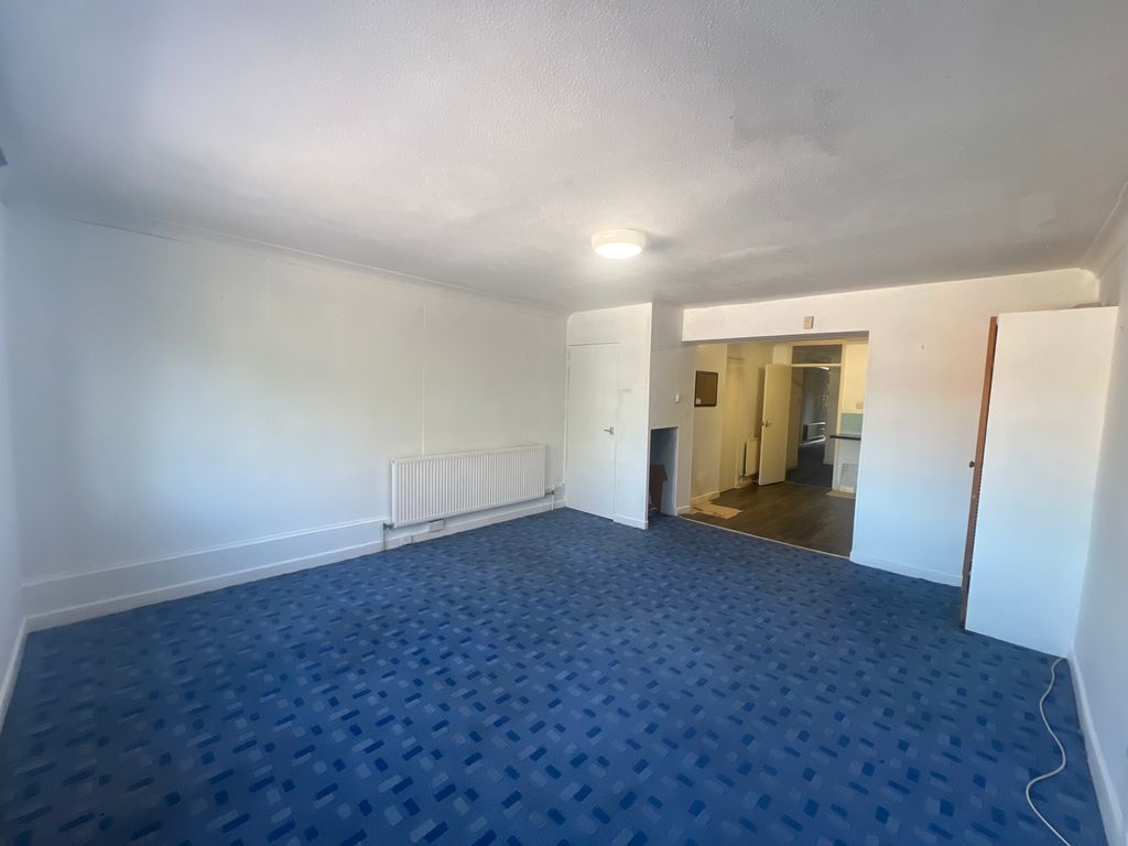 Additional image 7 of 2 bed flat to rentSouth Road, Sully, Penarth CF64