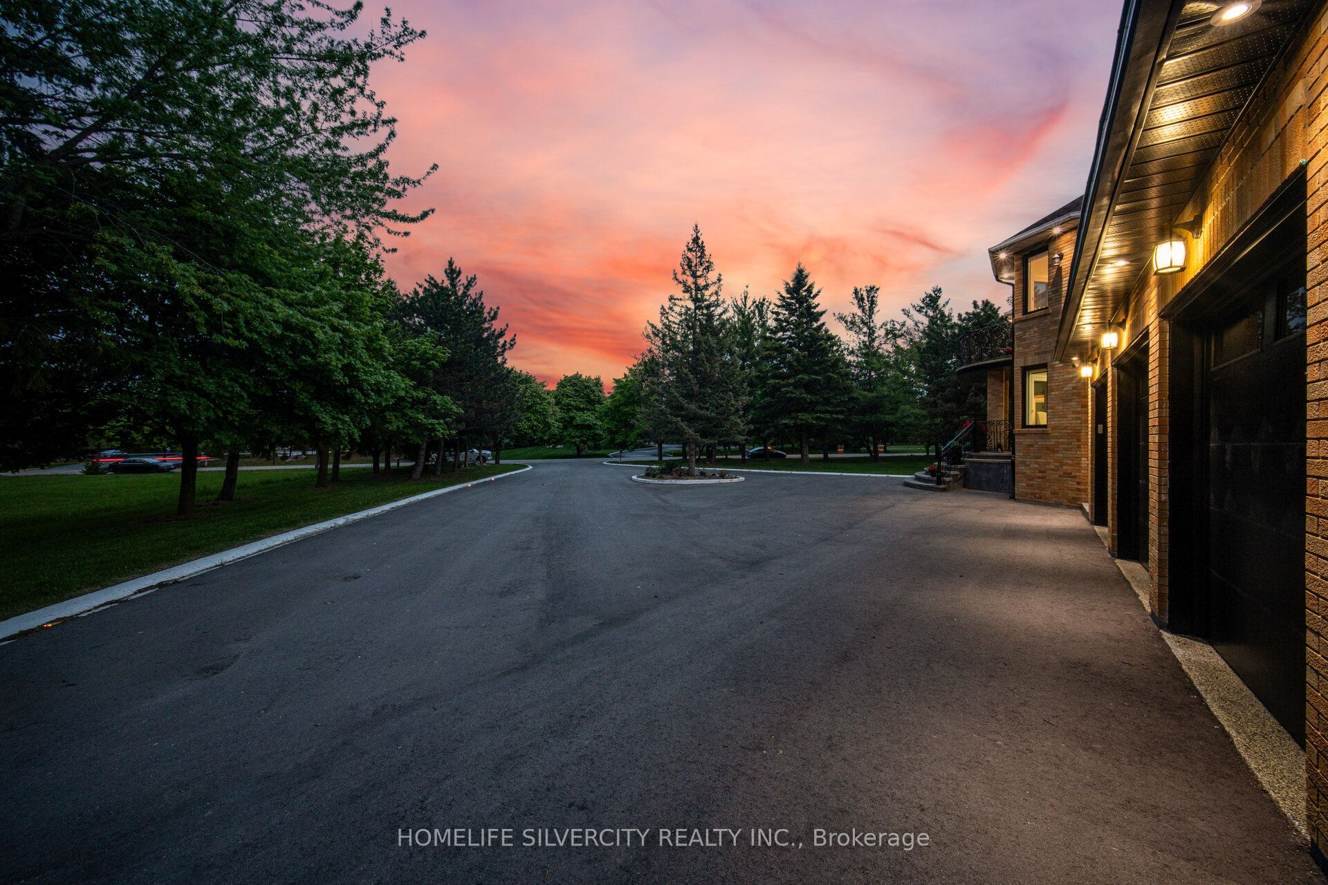 Additional image 4 of 15 Estateview Circle, Brampton, ON, L6P 0R3