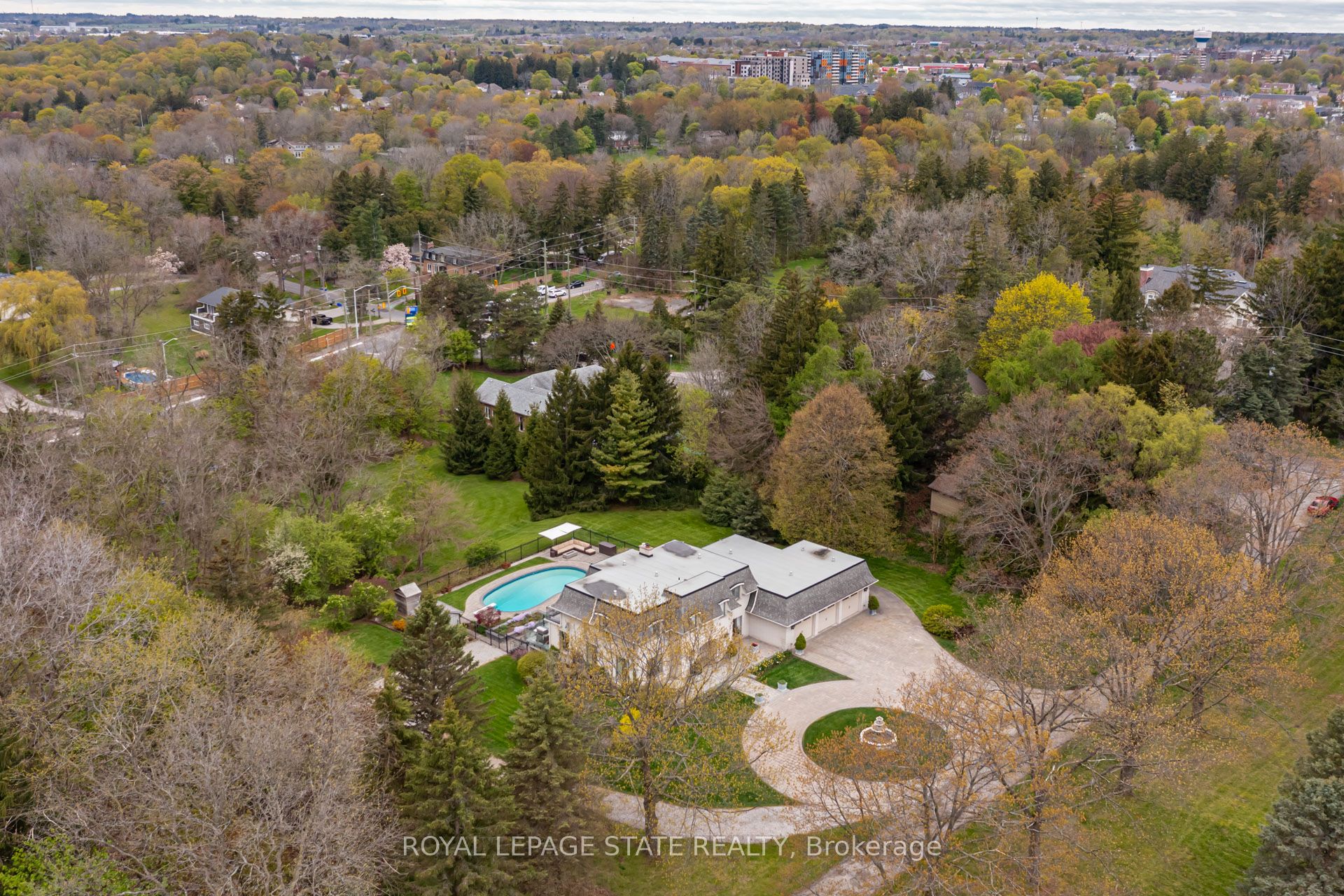 Additional image 2 of 342 Mountain Brow Road, Hamilton, ON, L7P 5A3