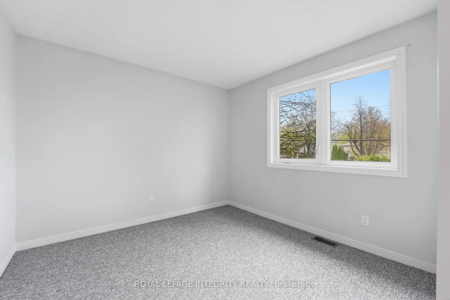 Additional image 12 of 2133 Lenester Avenue