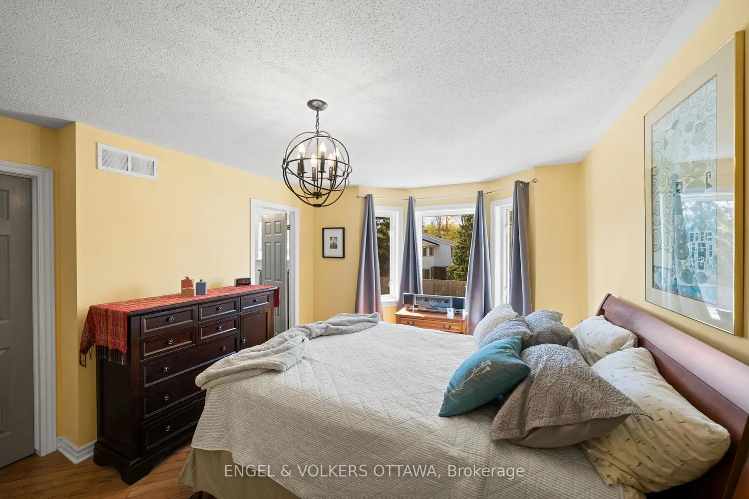 Additional image 7 of 221 Monterey Drive