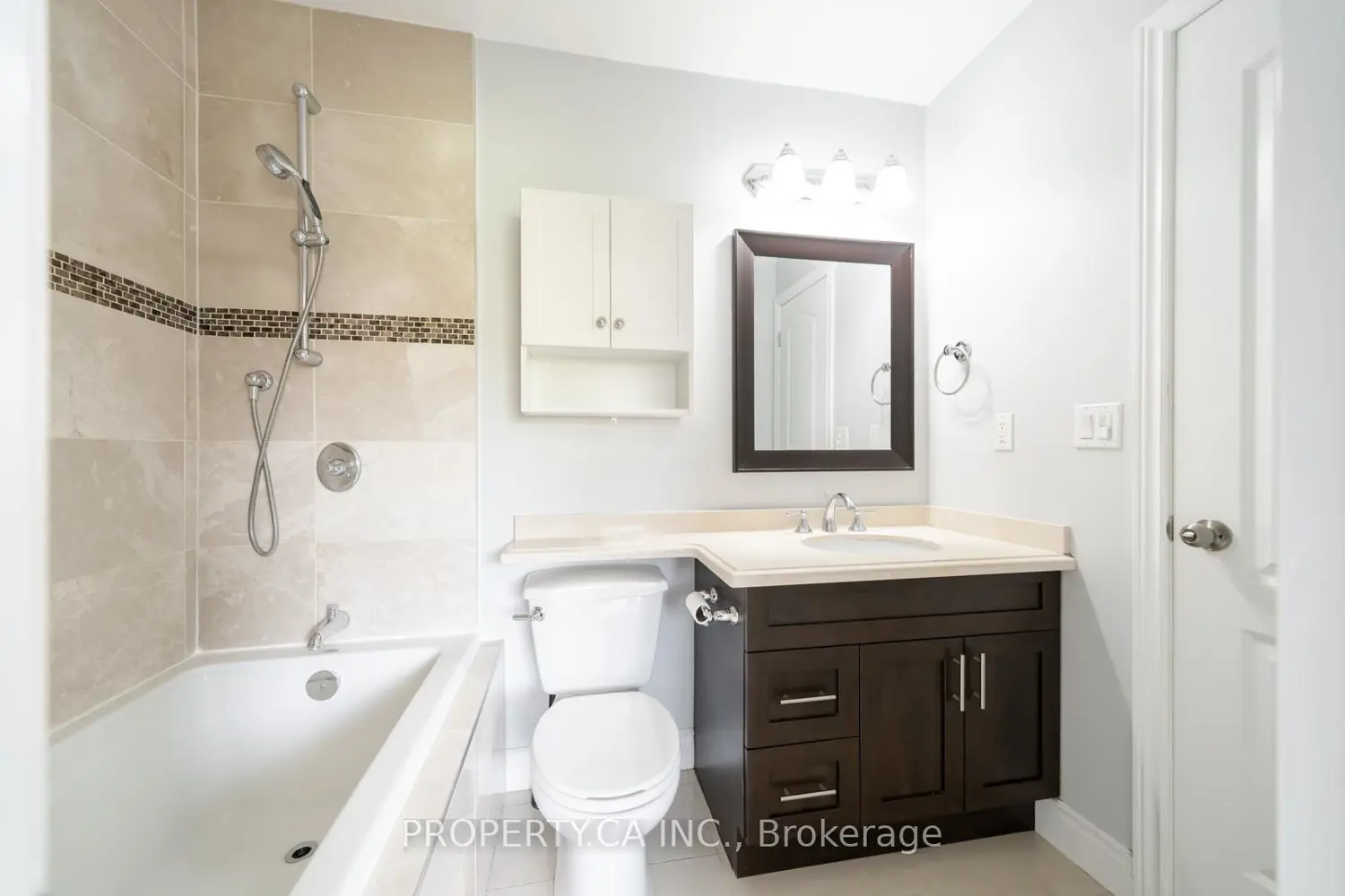 Additional image 14 of 5030 Heatherleigh Avenue 111