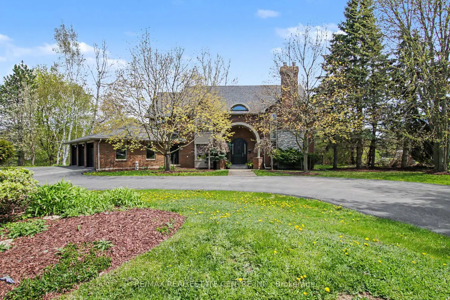 155 Crawford Crescent