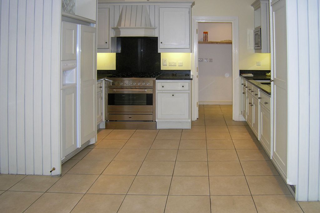Additional image 6 of 3 bed flat for saleLondon Road, Tunbridge Wells TN1