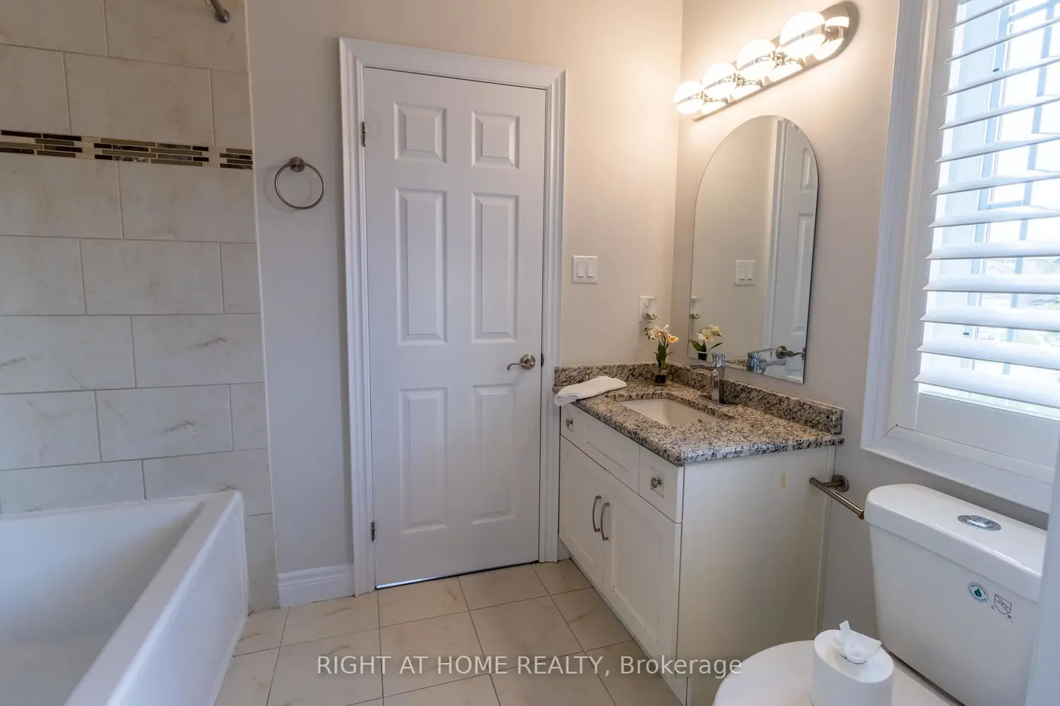 Additional image 11 of 779 Snowberry Court