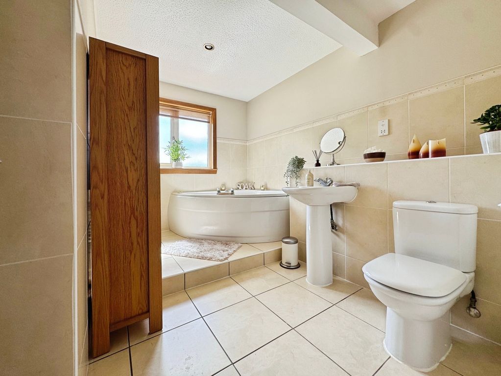 Additional image 28 of 5 bed detached house for sale3 Tummel Road, Wemyss Bay PA18