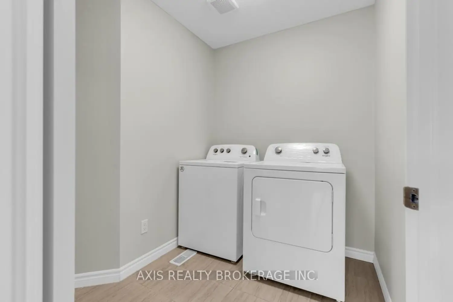 Additional image 17 of 2978 Turner Crescent