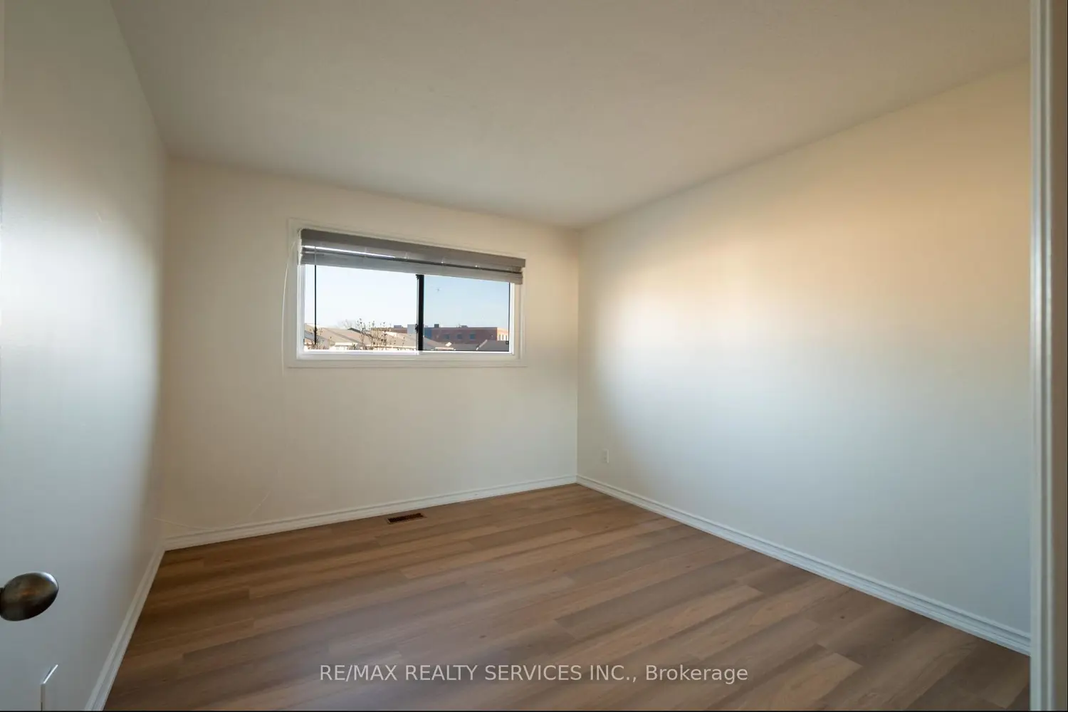 Additional image 16 of 100 Brownleigh Avenue 176