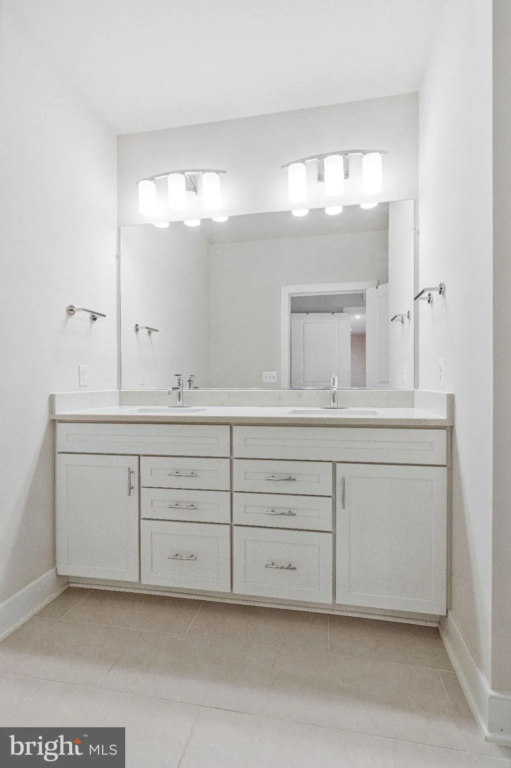 Additional image 18 of 102 Saint Ives Place, Oxon Hill, MD 20745