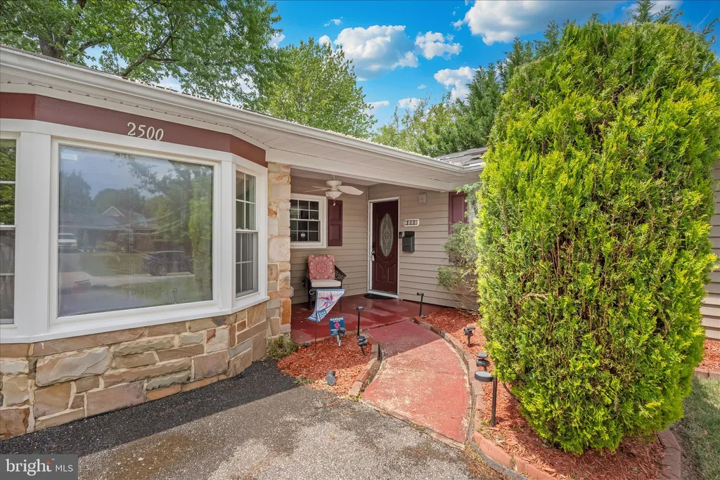 2500 Kayhill Lane, Bowie, MD 20715