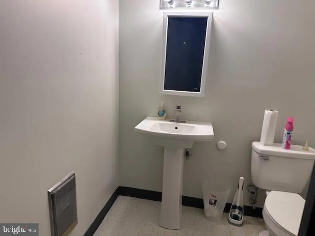 Additional image 20 of 8900 Edgeworth Drive Unit U, Capitol Heights, MD 20743