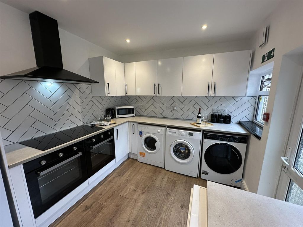 Additional image 2 of 6 bed shared accommodation to rentAvonvale Road, Redfield, Bristol BS5