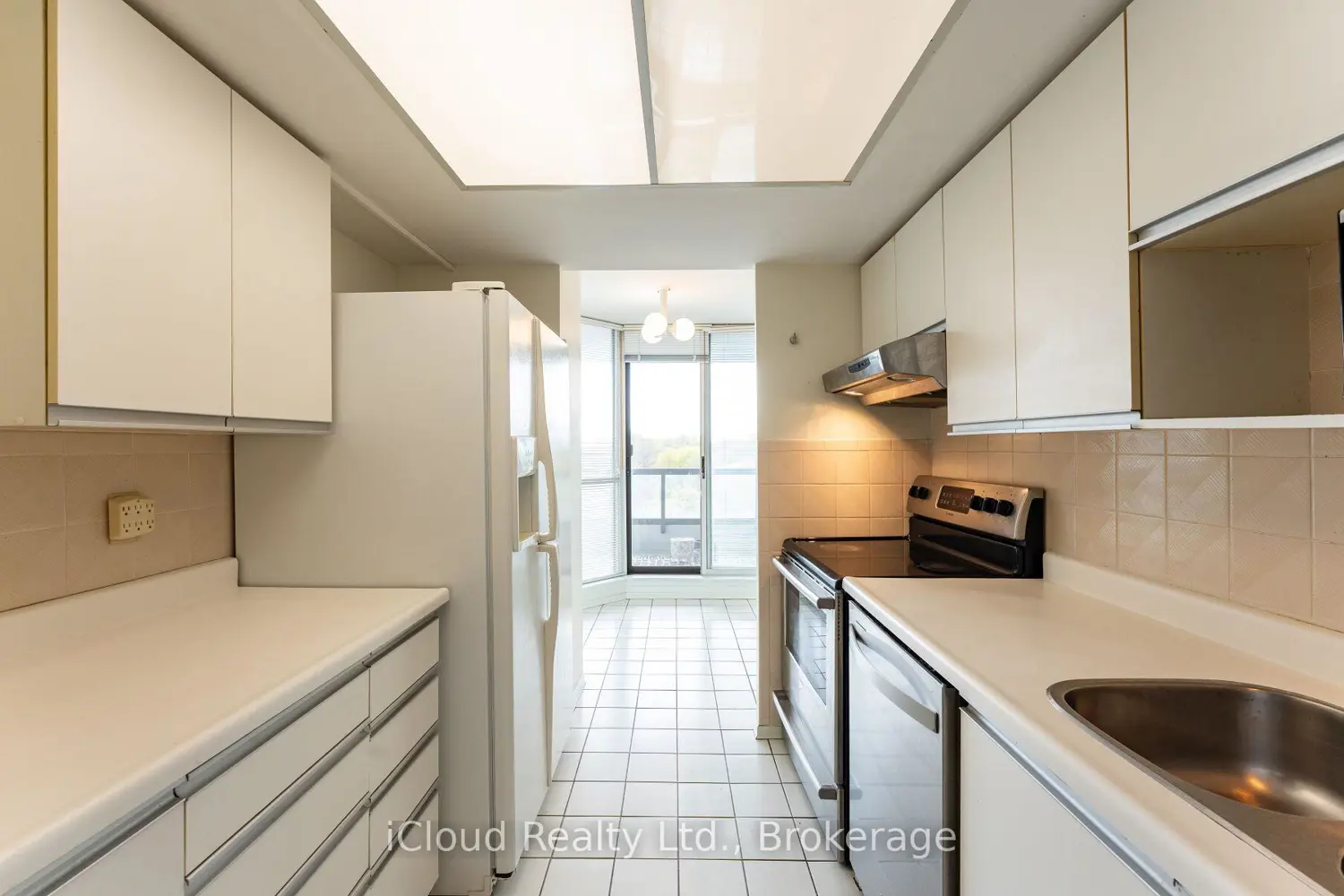 Additional image 13 of 30 Holly Street 901