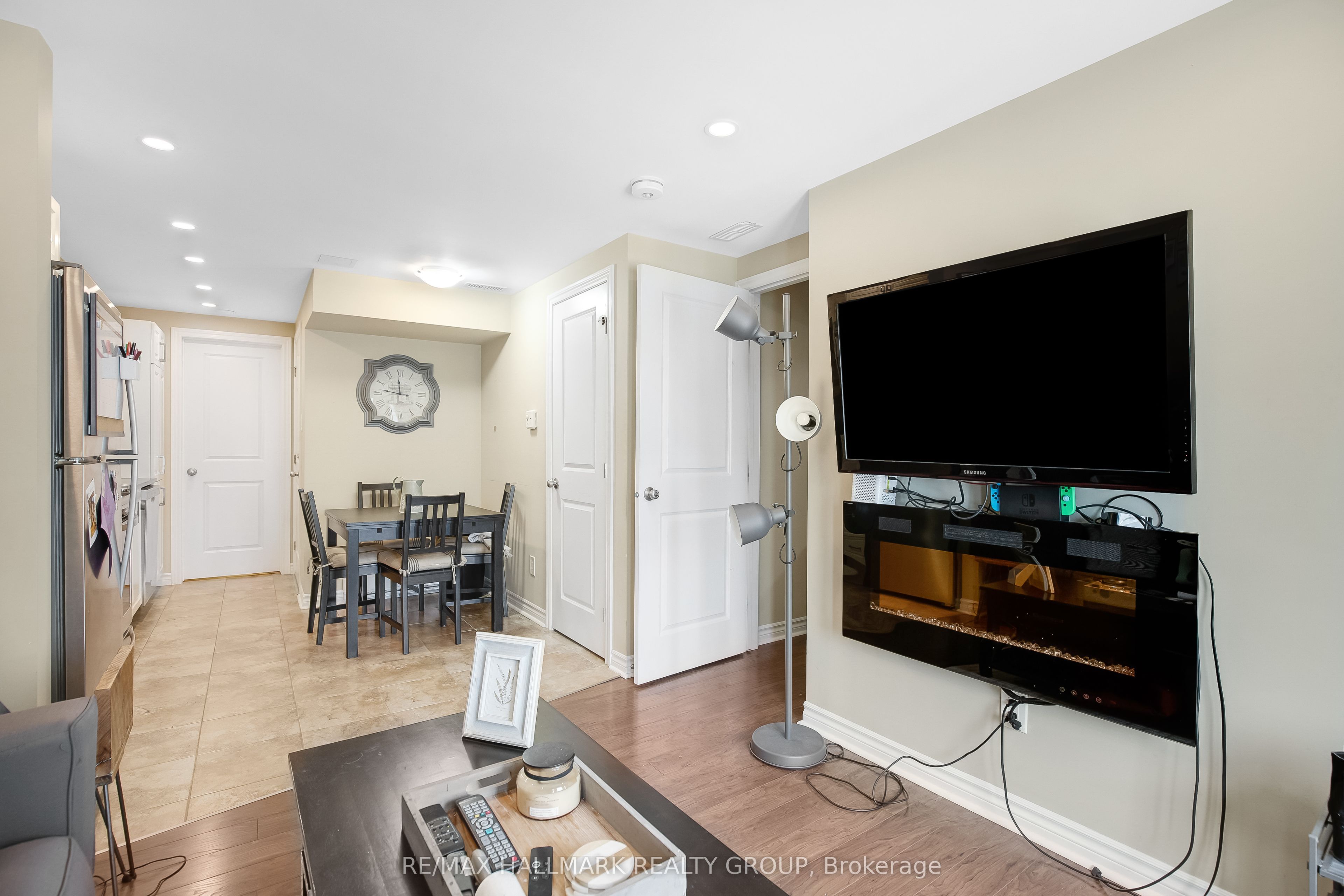 Additional image 6 of 2-3407 Woodroffe Avenue, Ottawa, ON, K2G 7A1
