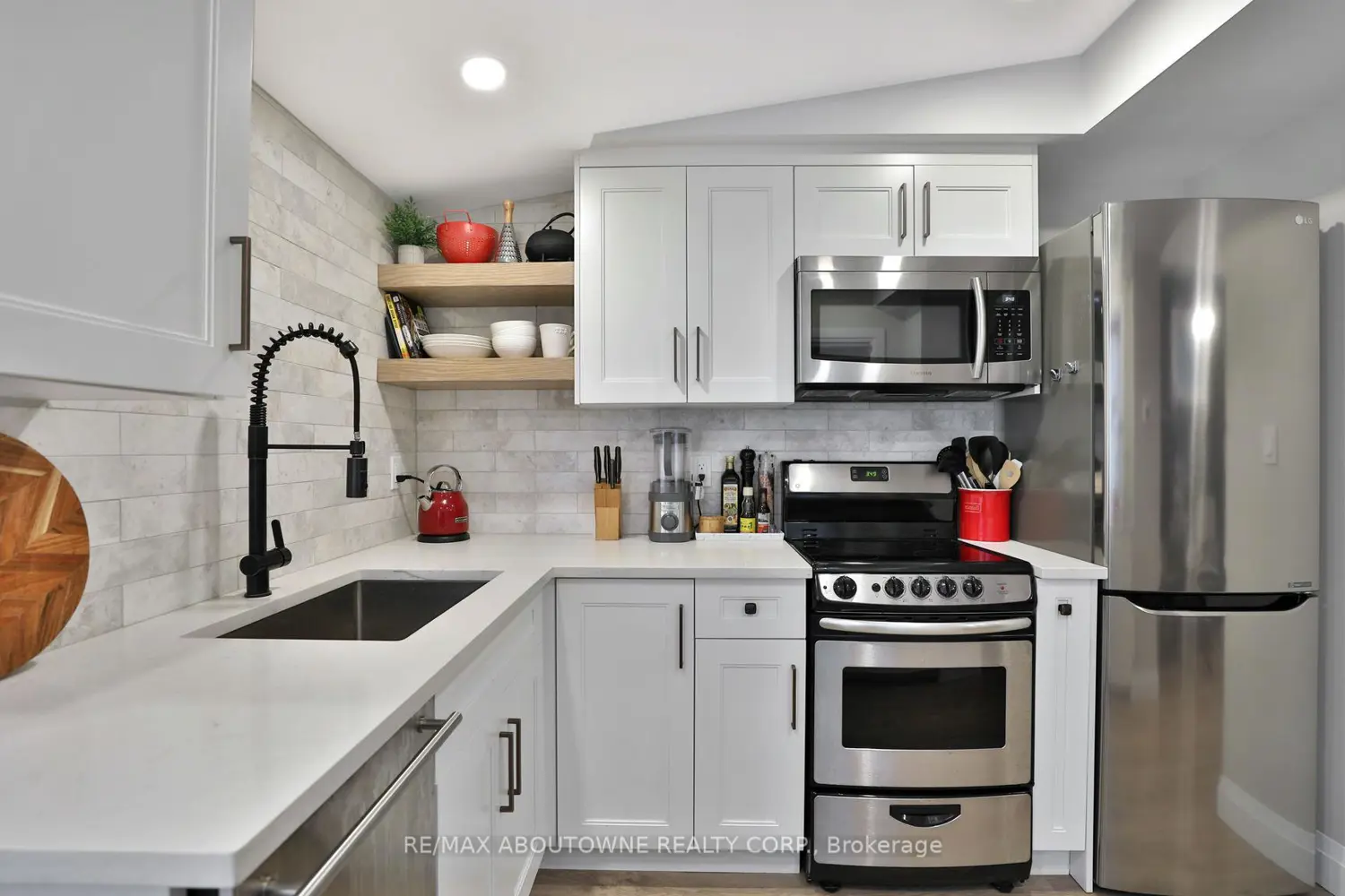 Additional image 6 of 31-33 Hawthorne Avenue