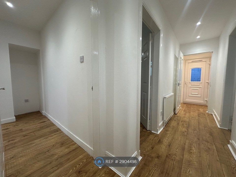 Additional image 9 of 2 bed flat to rentClark St, Paisley PA3