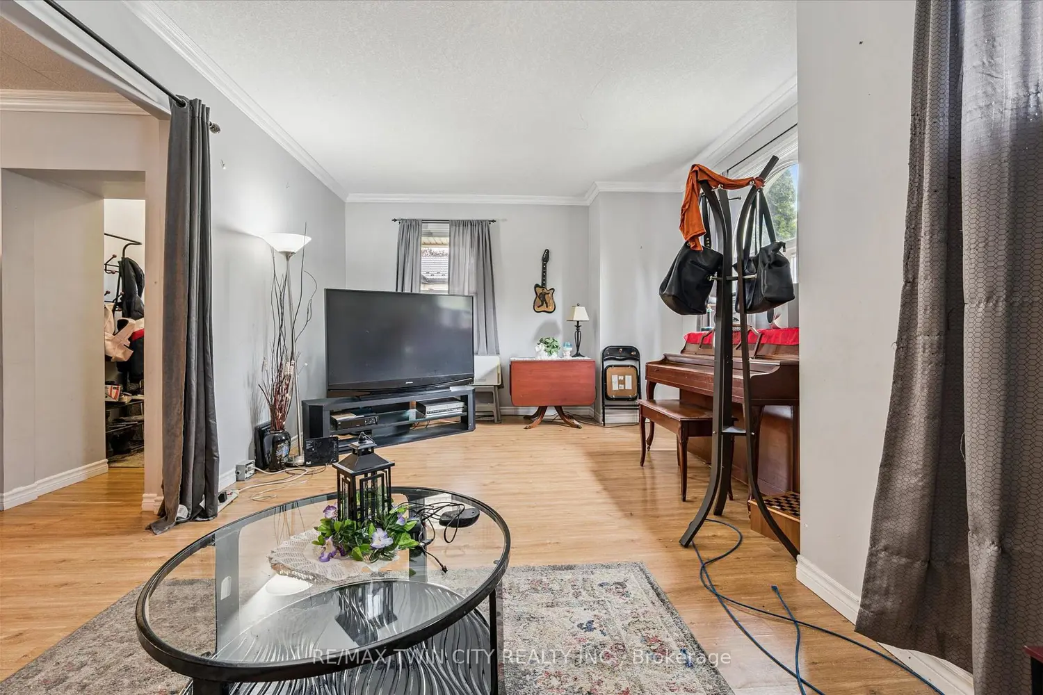 Additional image 5 of 27 Roseview Avenue