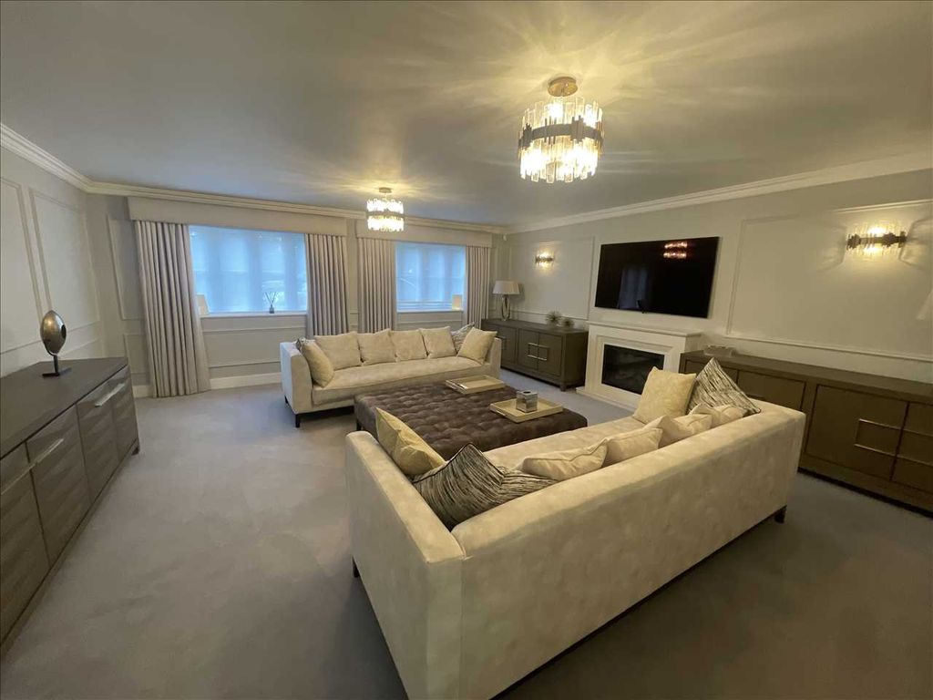 Additional image 3 of 2 bed flat to rentFriary Court, 189 St Bernards Road, Solihull B92
