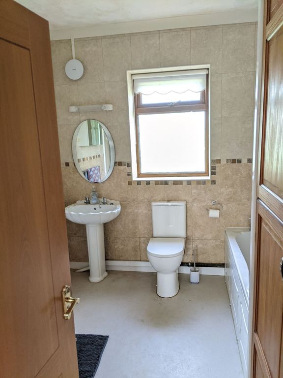 Additional image 13 of 2 bed detached bungalow to rentTrimsaran Road, Llanelli SA15