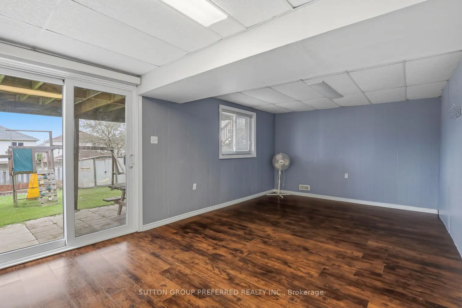 Additional image 8 of 187 Hollyridge Crescent