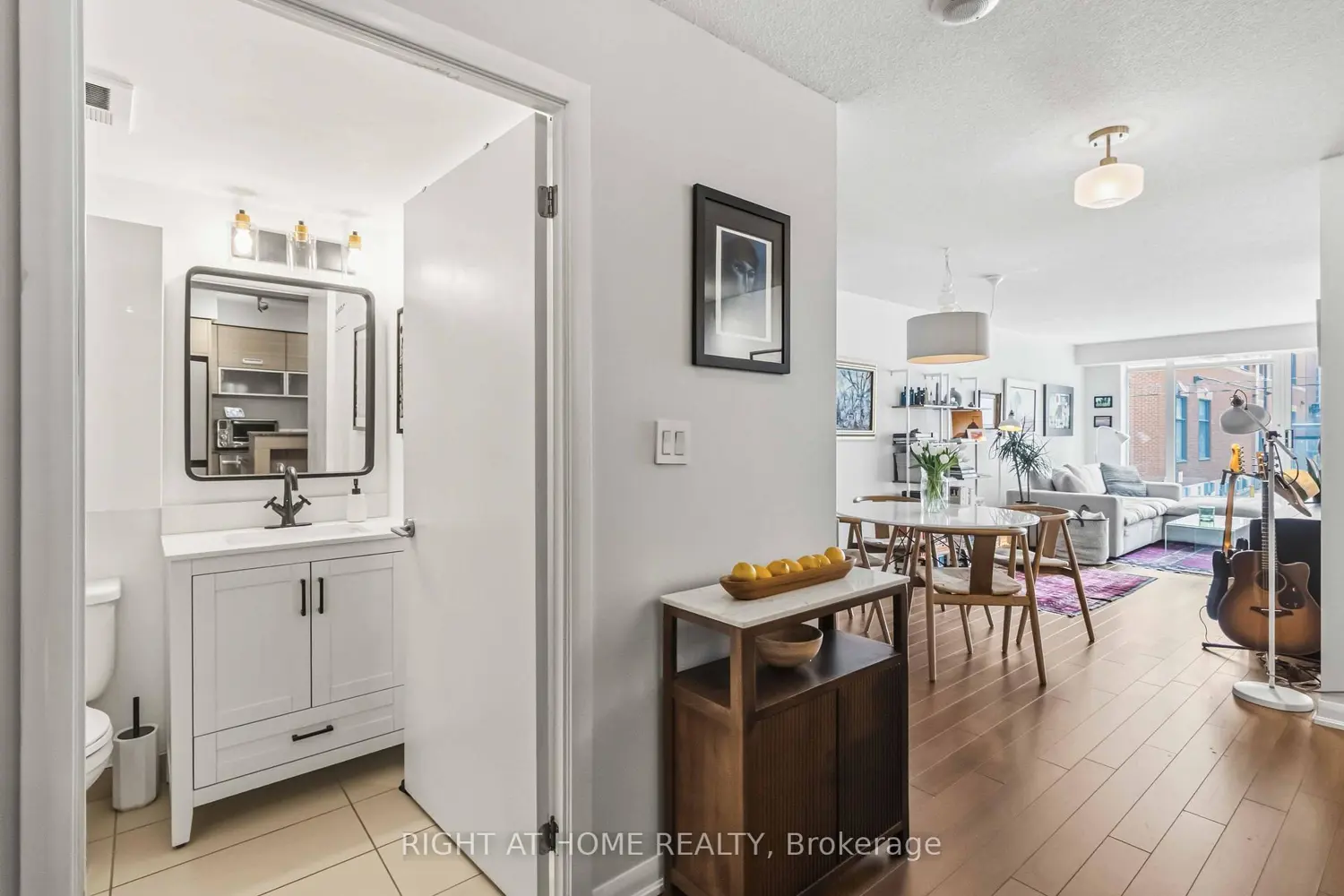 205 Frederick Street 206 photo 4