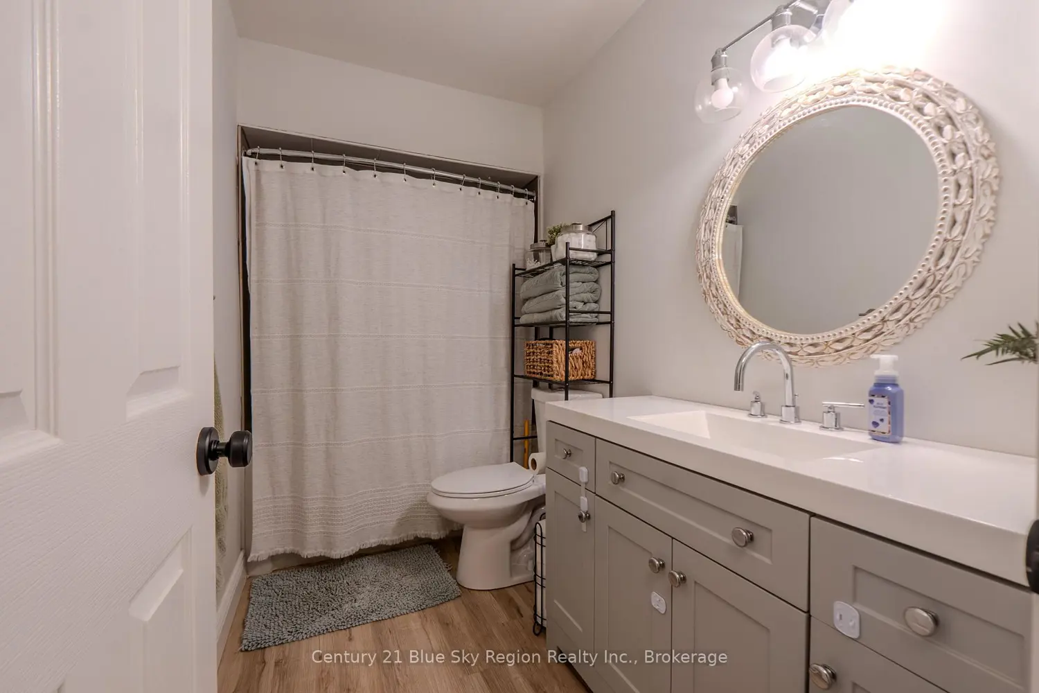 Additional image 15 of 34 Belleview Crescent