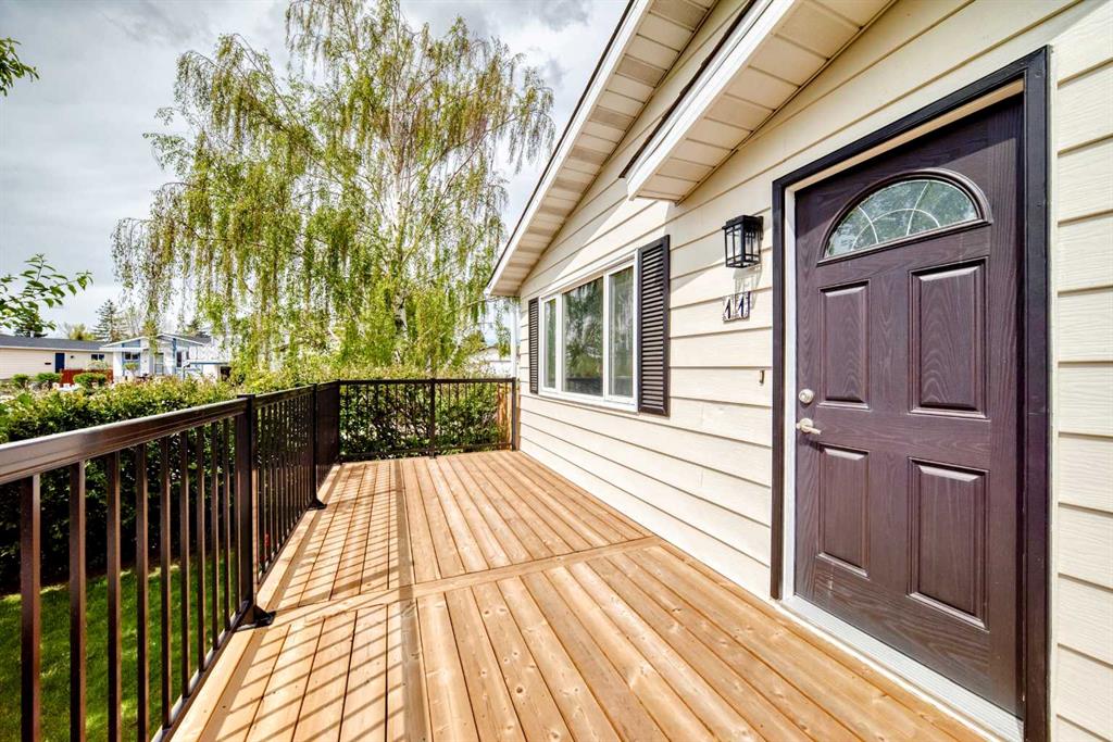 Additional image 3 of 11 Huntstrom Place NE, Calgary, AB, T2K 5V9