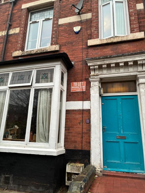 Additional image 2 of 9 bed semi-detached house to rentAsh Grove, Leeds LS6