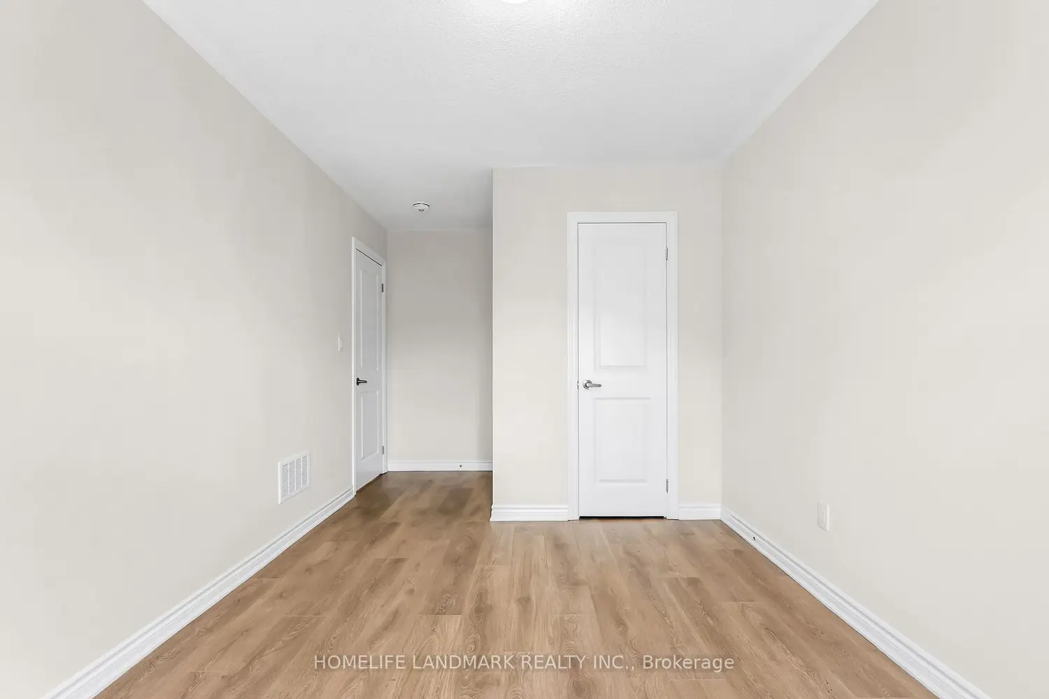Additional image 16 of 21 Sapphire Way