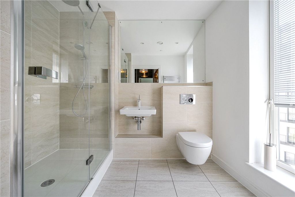 Additional image 6 of 2 bed flat to rentVictoria Bridge Road, Bath, Somerset BA2