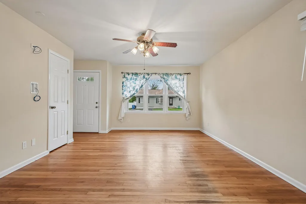 Additional image 6 of 120 E Rutherford Dr, Newark, DE 19713