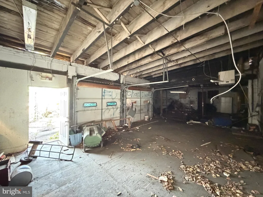 Additional image 9 of 420-430 Merryman Ln, Baltimore, MD 21218