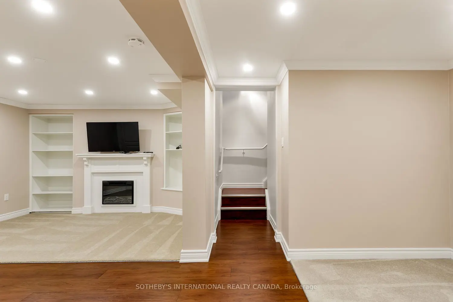 Additional image 16 of 2825 Gananoque Drive 62