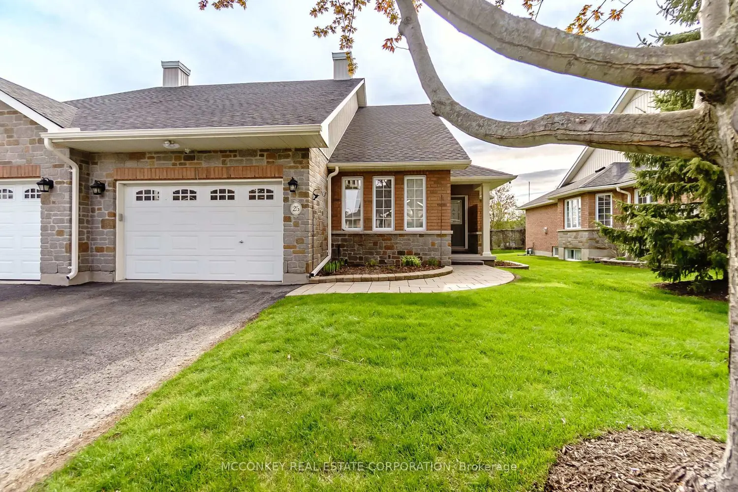 25 Village Crescent