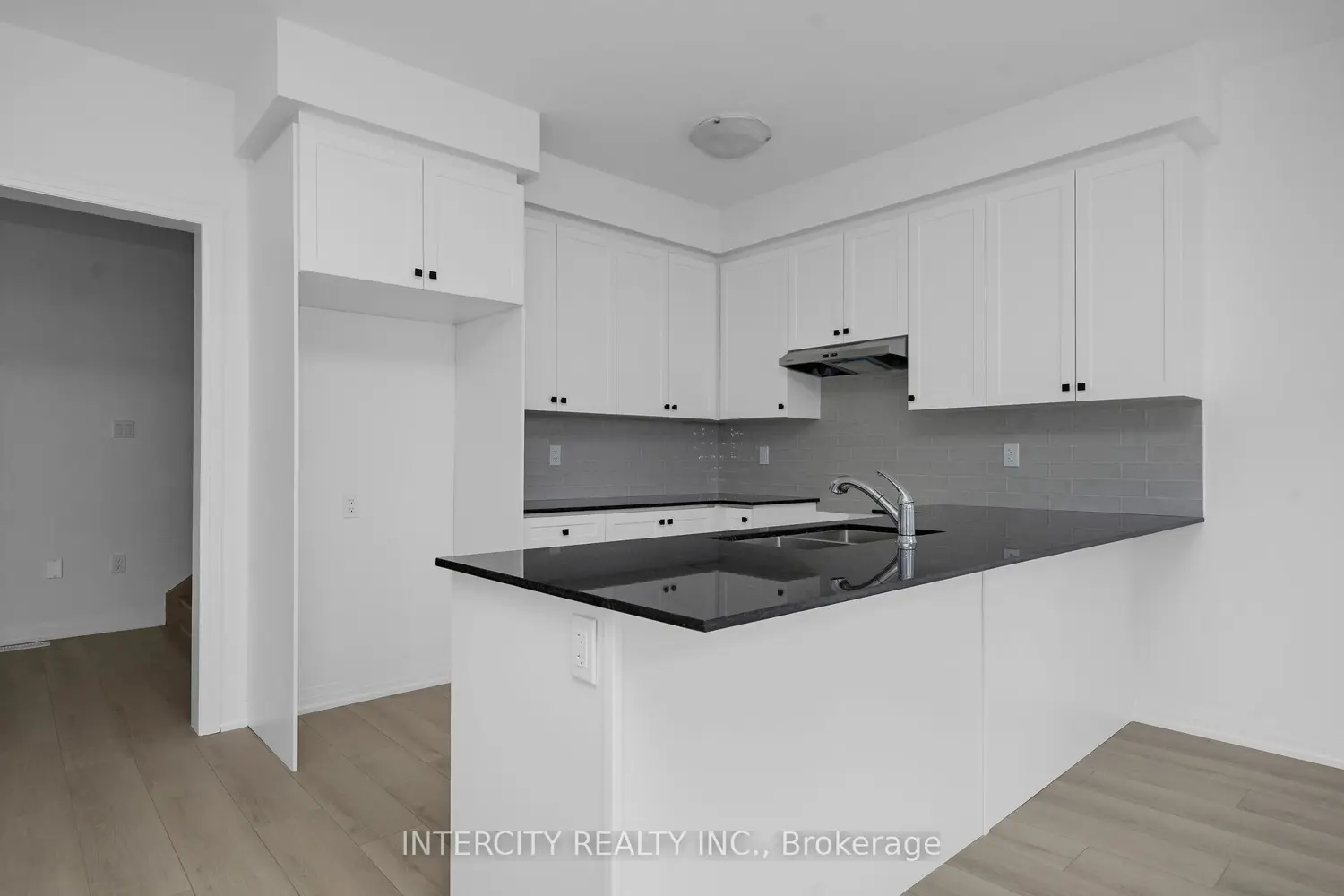 Additional image 8 of 138 Mcgill Avenue